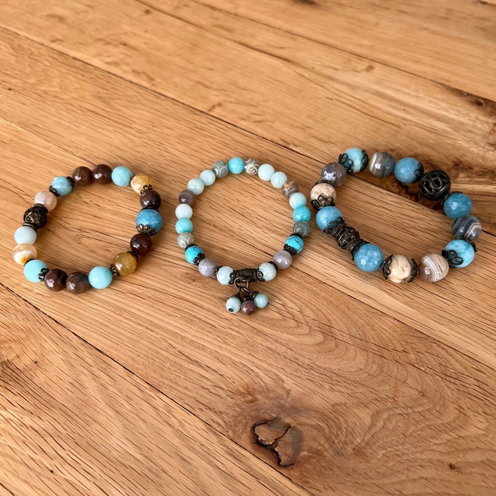 Elegant Beaded Bracelet Set - Blue, Brown, Gold